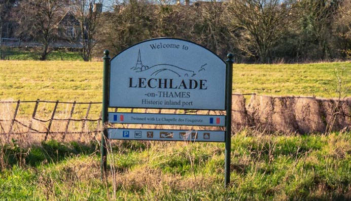 Place, Lechlade Sun Mar 01 2020